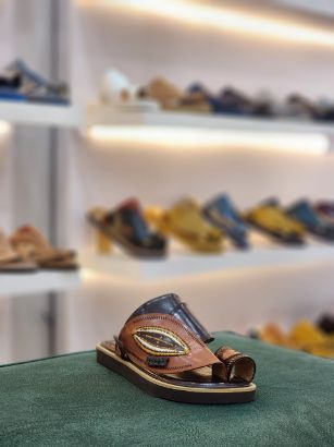 صورة زبيري وطني مطرز مديل 58